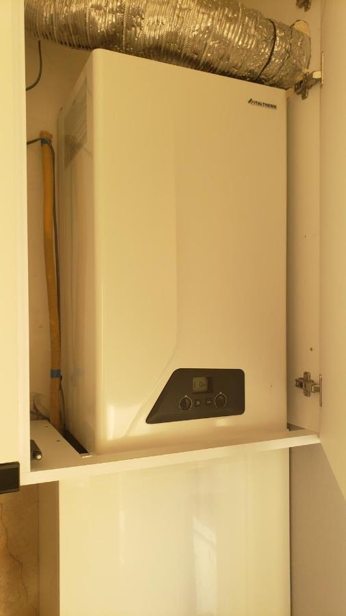 Lovely Apartment Tbilisi ภายนอก รูปภาพ