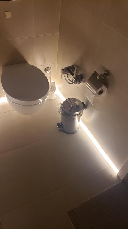 Lovely Apartment Tbilisi ภายนอก รูปภาพ