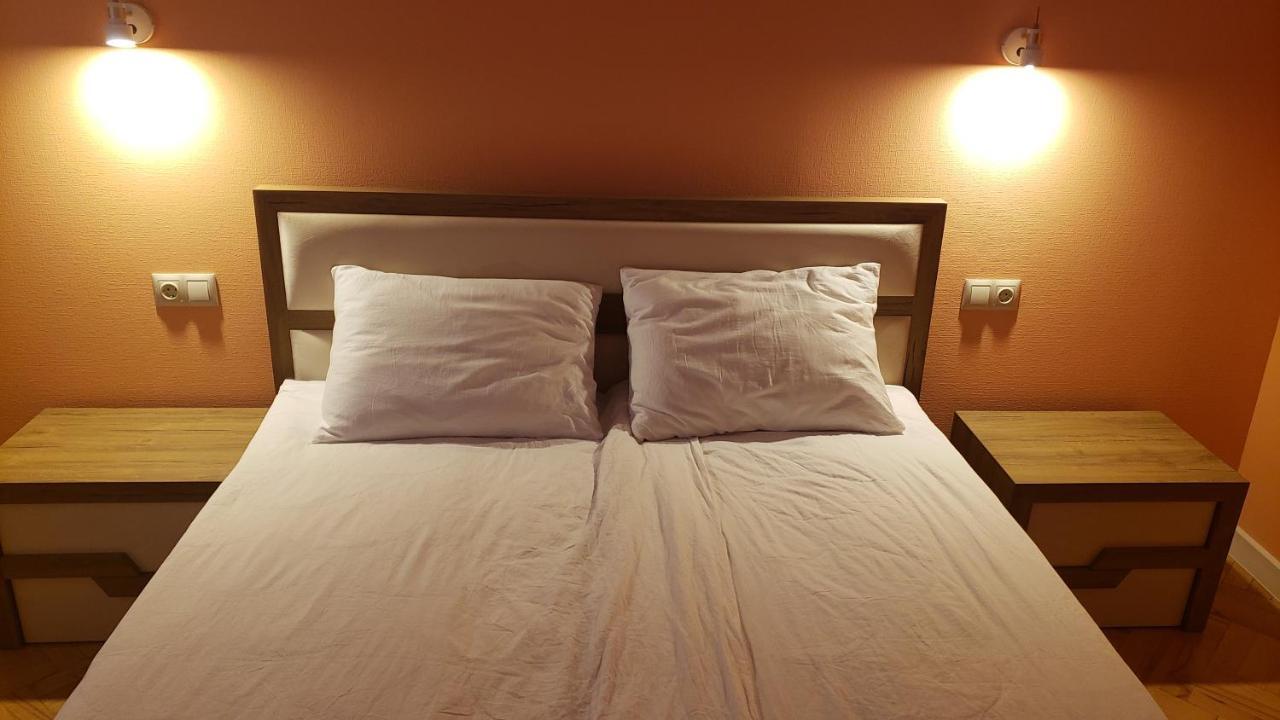 Lovely Apartment Tbilisi ภายนอก รูปภาพ