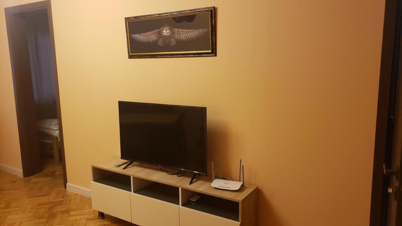 Lovely Apartment Tbilisi ภายนอก รูปภาพ