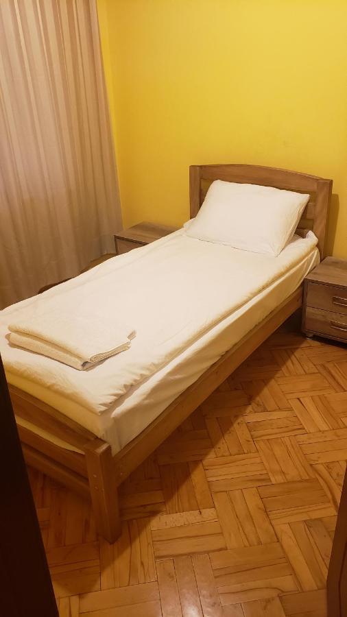 Lovely Apartment Tbilisi ภายนอก รูปภาพ